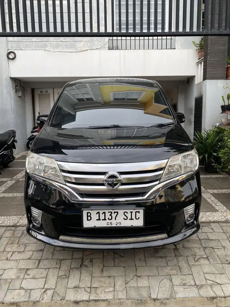 Nissan Serena Highway Star