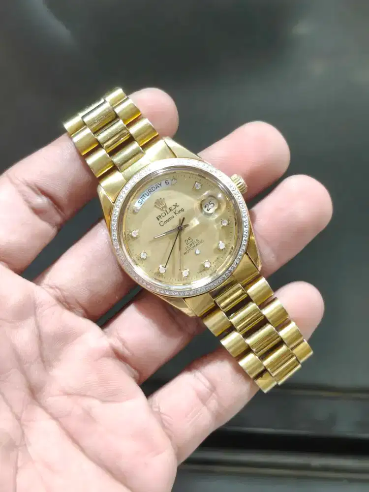 Jam tangan Titoni Cosmo king presiden