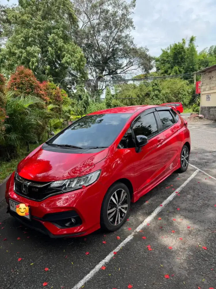 HONDA JAZZ RS 2018 CVT MATIC FACELIFT LOW KM ISTIMEWA