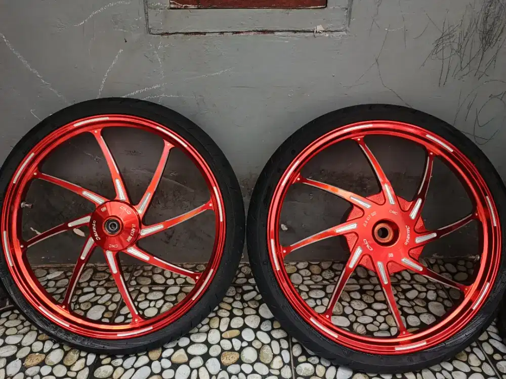 VELG HONDA DELKEVIC M8 RING 17