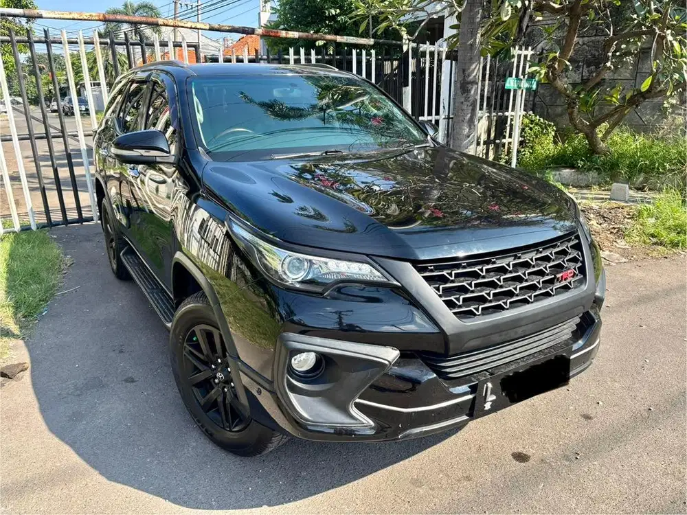 Antik Km 55Rb! Fortuner VRZ Diesel Upgrade Trd 2016 matic AT 2017