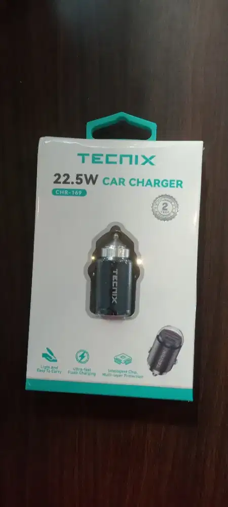TECNIX CHR-169 CAR CHARGER 22,5WATT ULTRA FAST FLAS CHARGING 2,4A