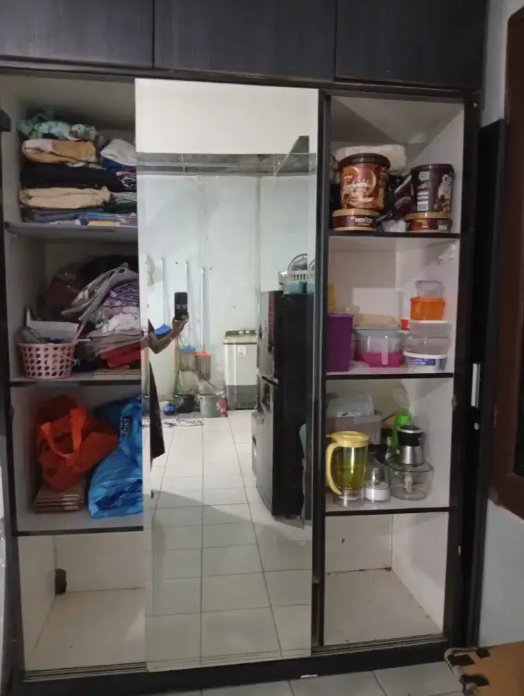 Lemari Bekas Bisa Nego