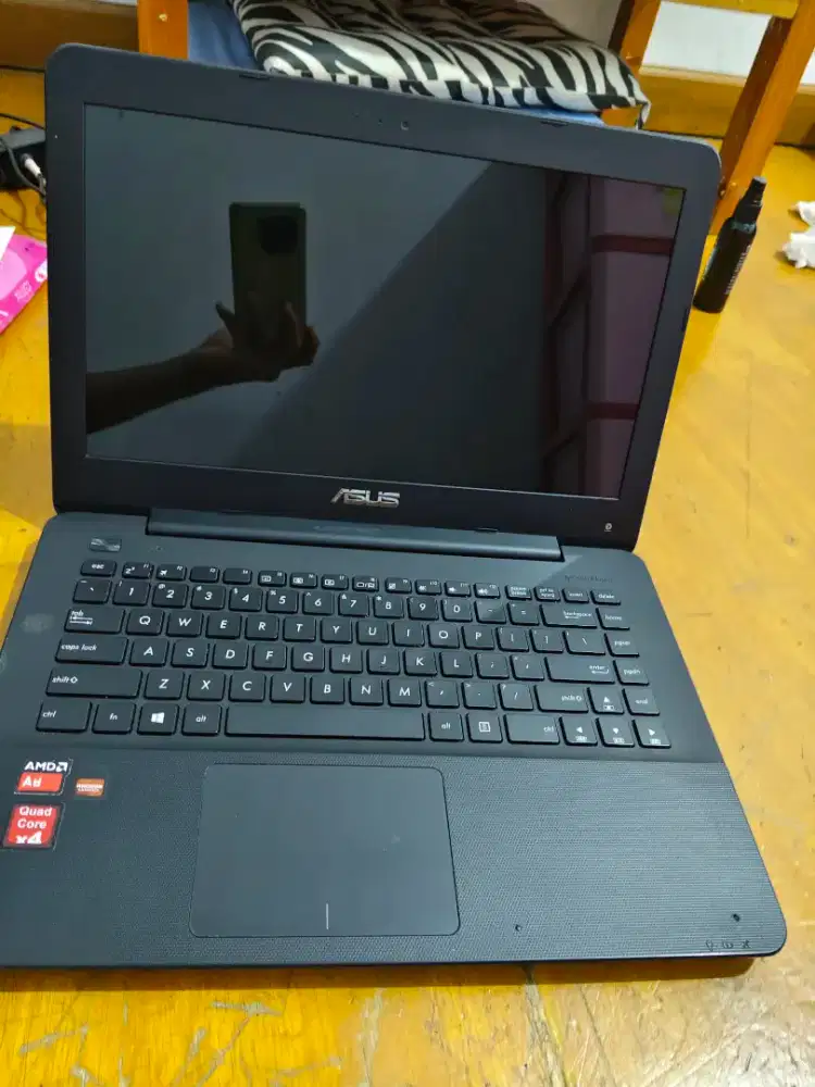Laptop Asus X454Y ram 8GB second mulus