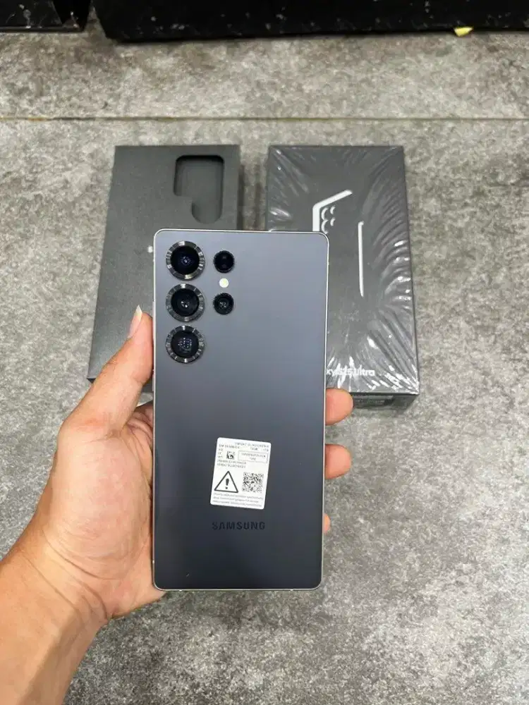 samsung s25 ultra Sein Resmi 12/512Gb istimewa (like new, fulset ori)