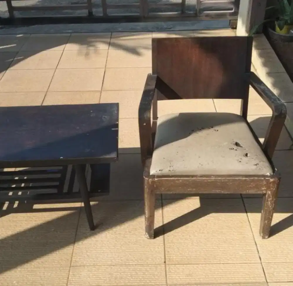 Kursi jadul vintage buat yang suka aja