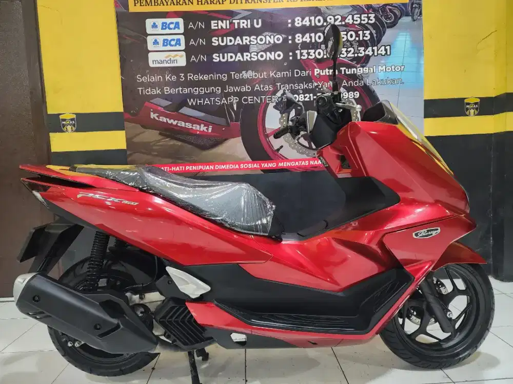 PCX 2025 Merah Marun,Bagus,Istimewa