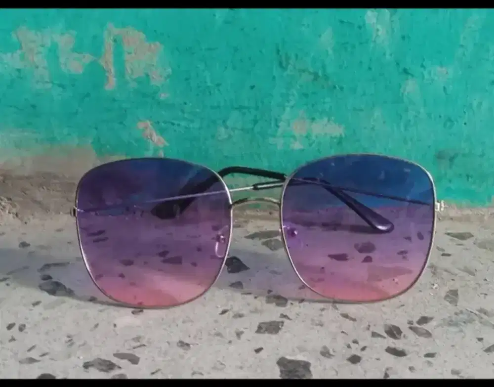 Kacamata Gaya Cantik