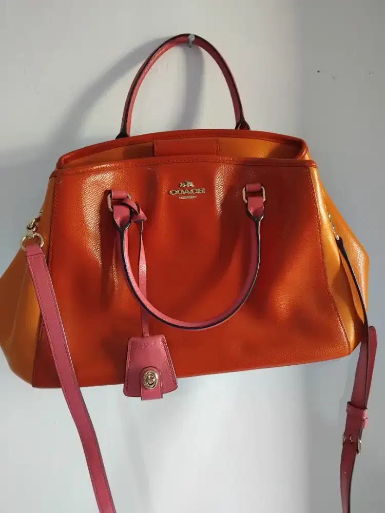 Dijual tas merk Coach by New york