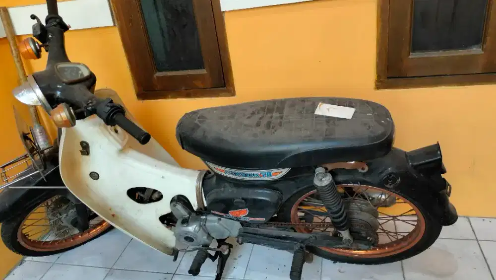Jual Honda C70 basic mesin legenda