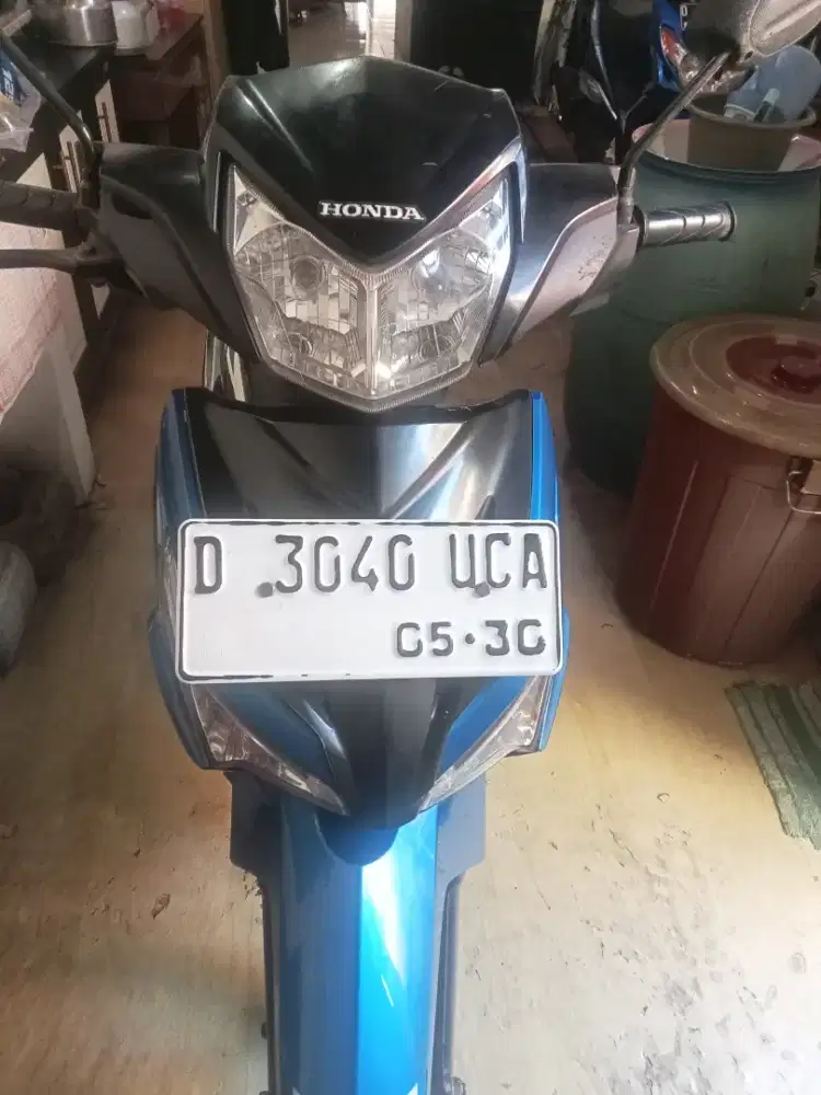 Motor Honda Supra x 125 tahun 2015