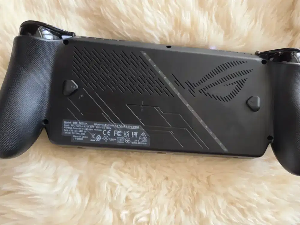 ROG ALLY X 2025 kondisi like new grs resmi