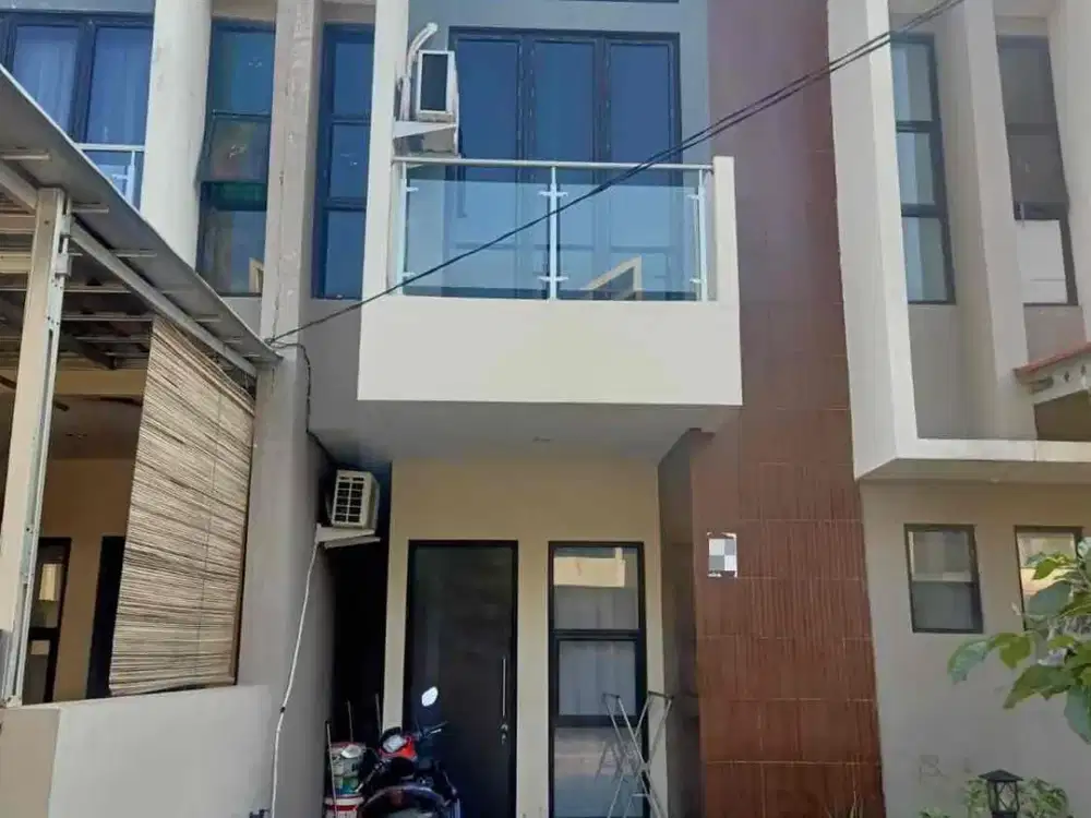 rumah cakep siap huni over kredit di Sepatan timur dekat bandara