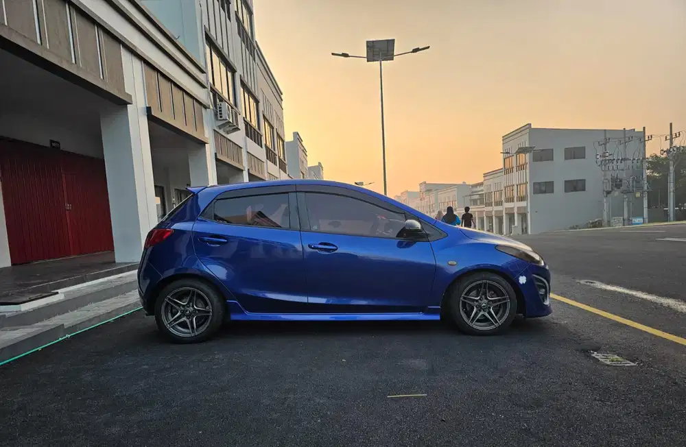 Mazda 2 2011 Bensin