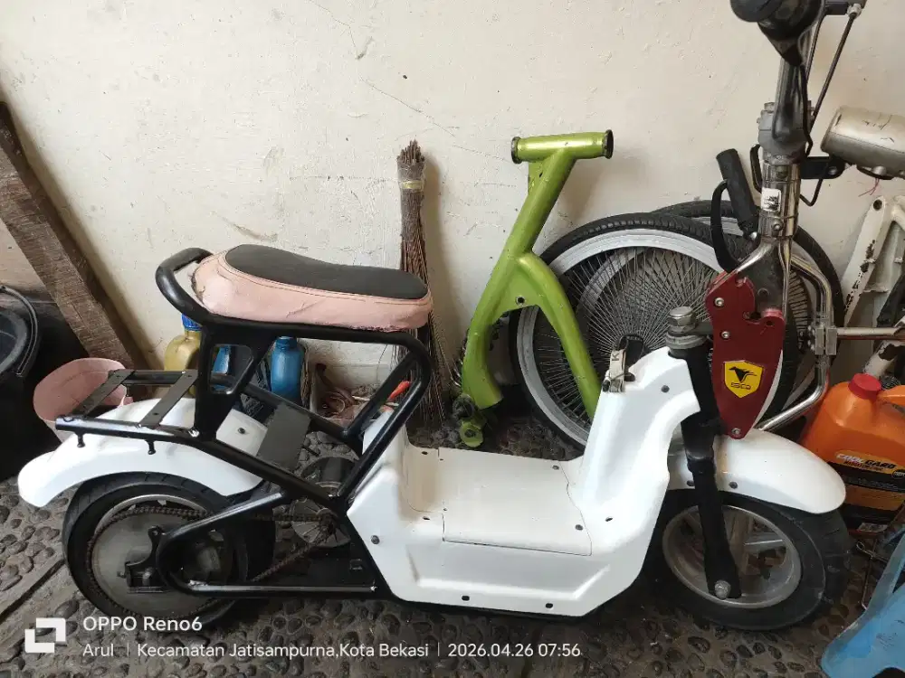 Skuter listrik MR.jackie s899