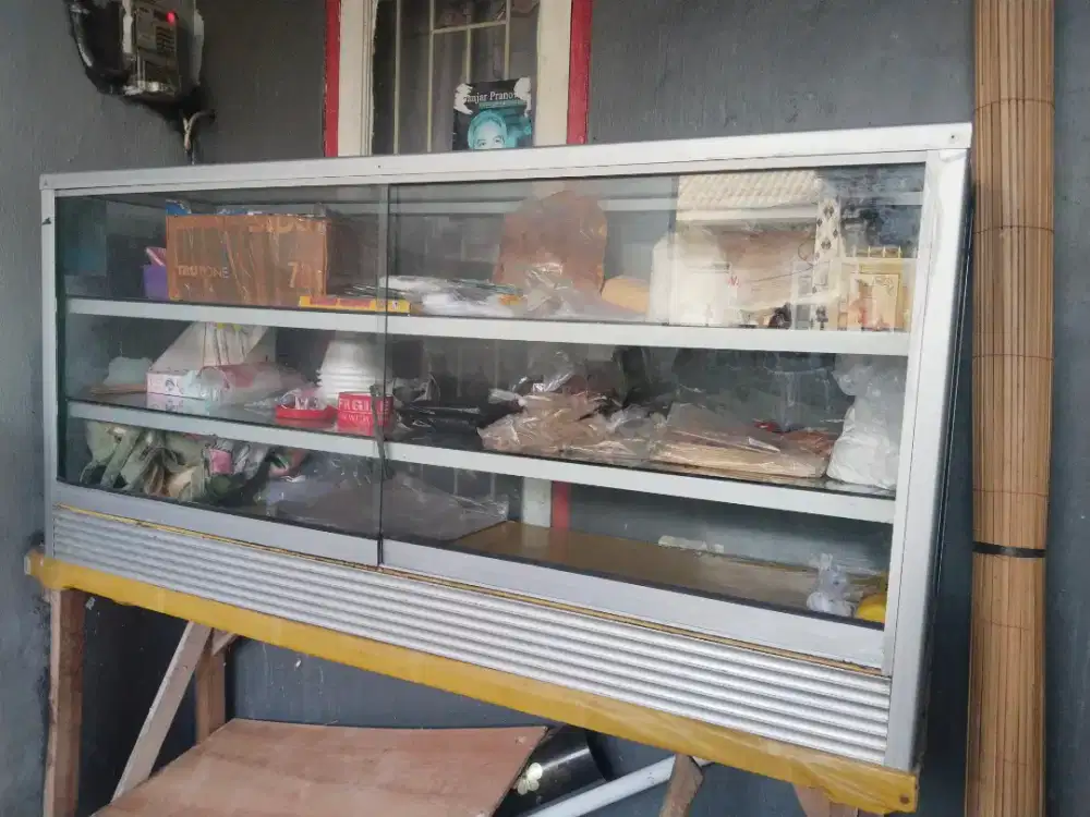 DI JUAL ETALASE BEKAS WARUNG NASI