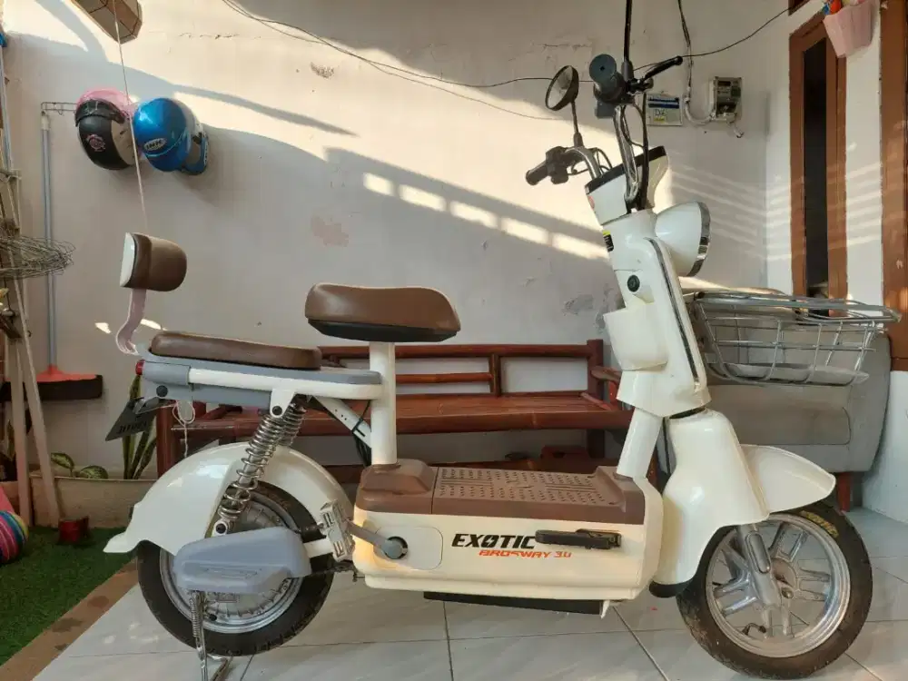 Jual sepeda listrik exotic ( jual cepat siapa dapat )