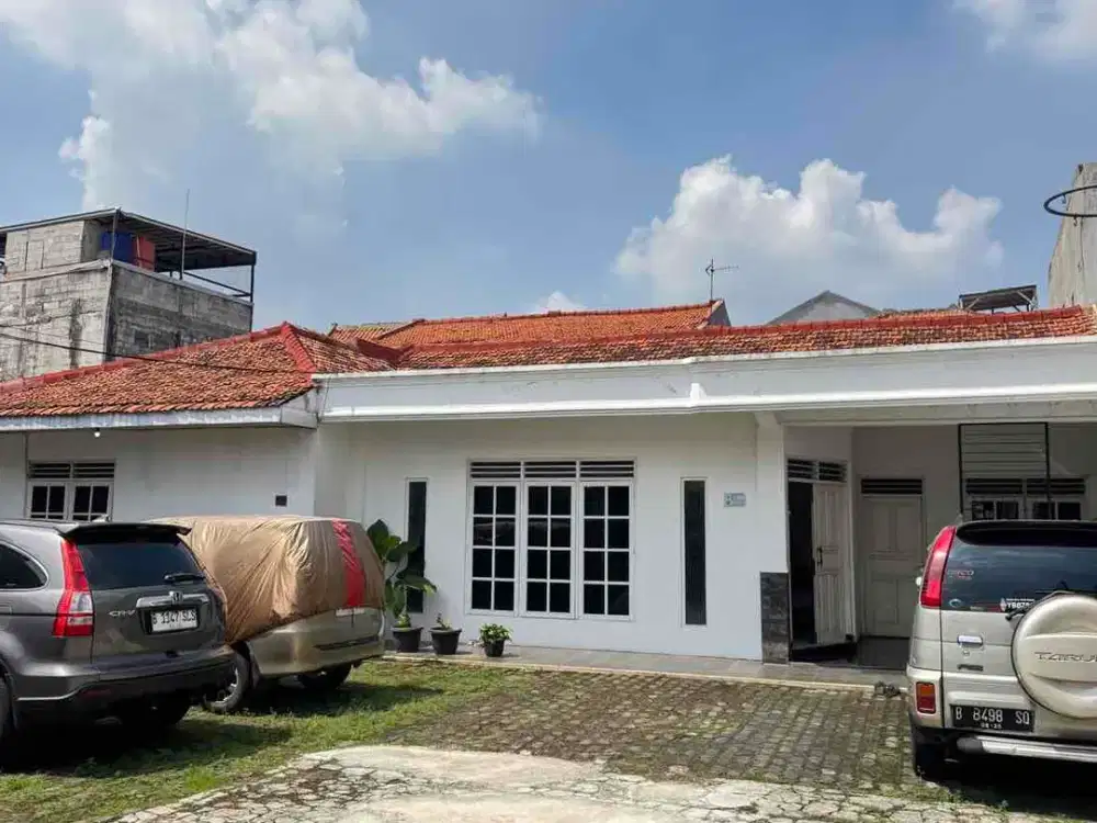 Rumah Pasar Minggu Siap Huni 1.5 Lantai Asridan Strategis