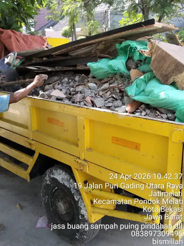 Jasa buang puing dan pengurugan