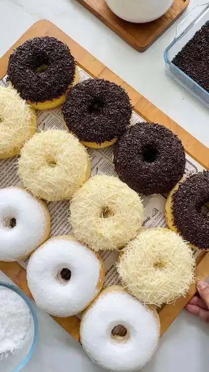 Dicari yg bisa mengajarkan bikin donat berpengalaman