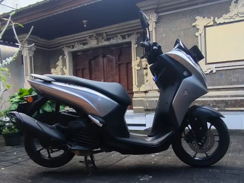 Yamaha lexy 155c tahun 2024