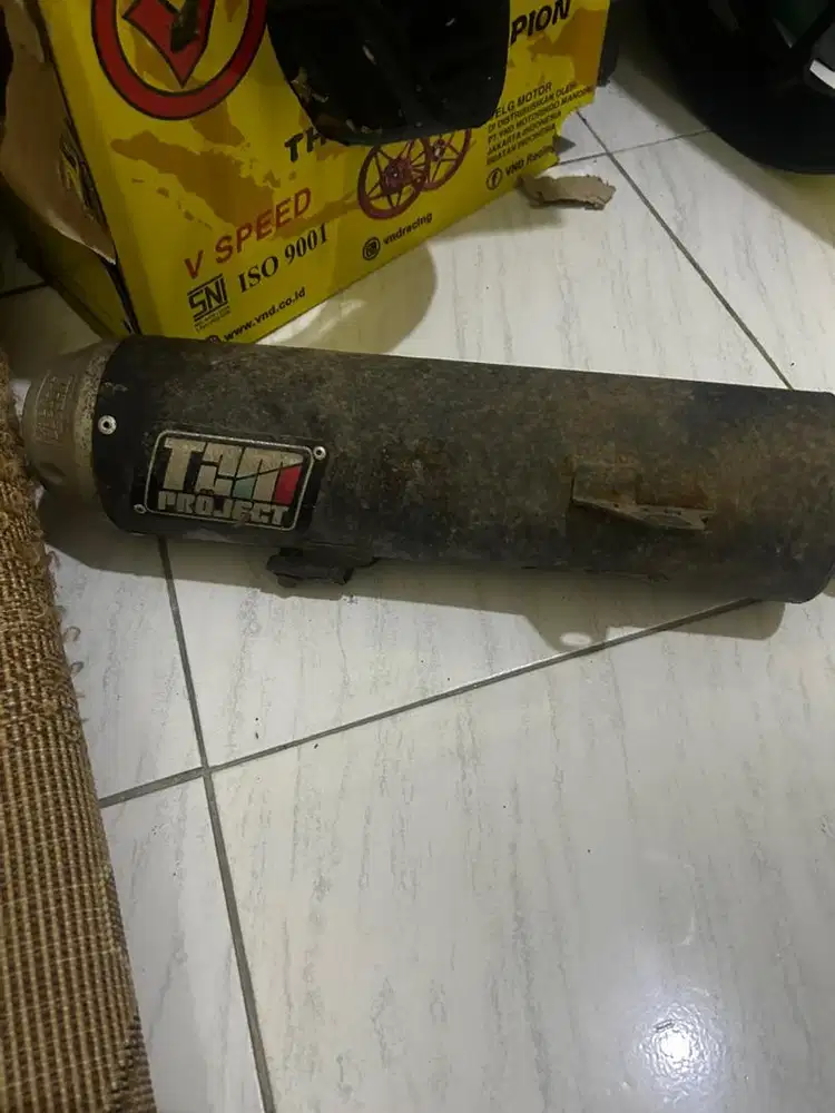 Jual borongan aja knalpot sama velg aerox new