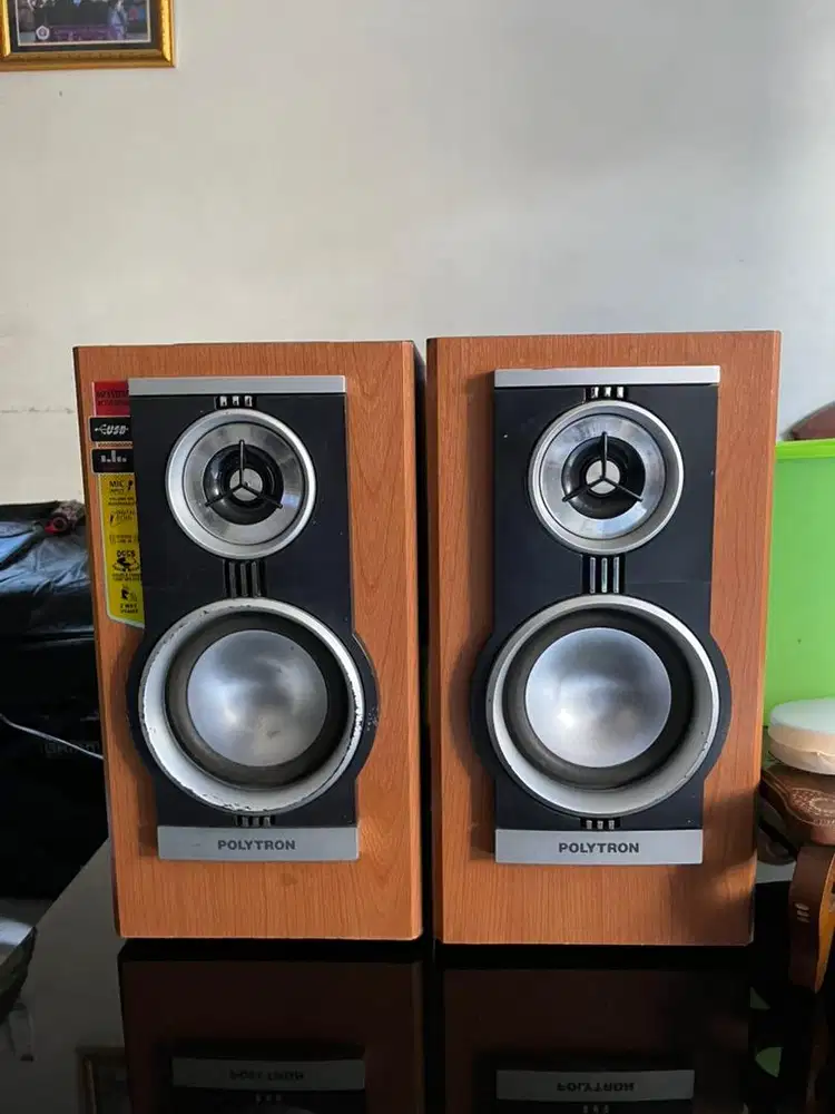Speaker Polytron Masihh baguss