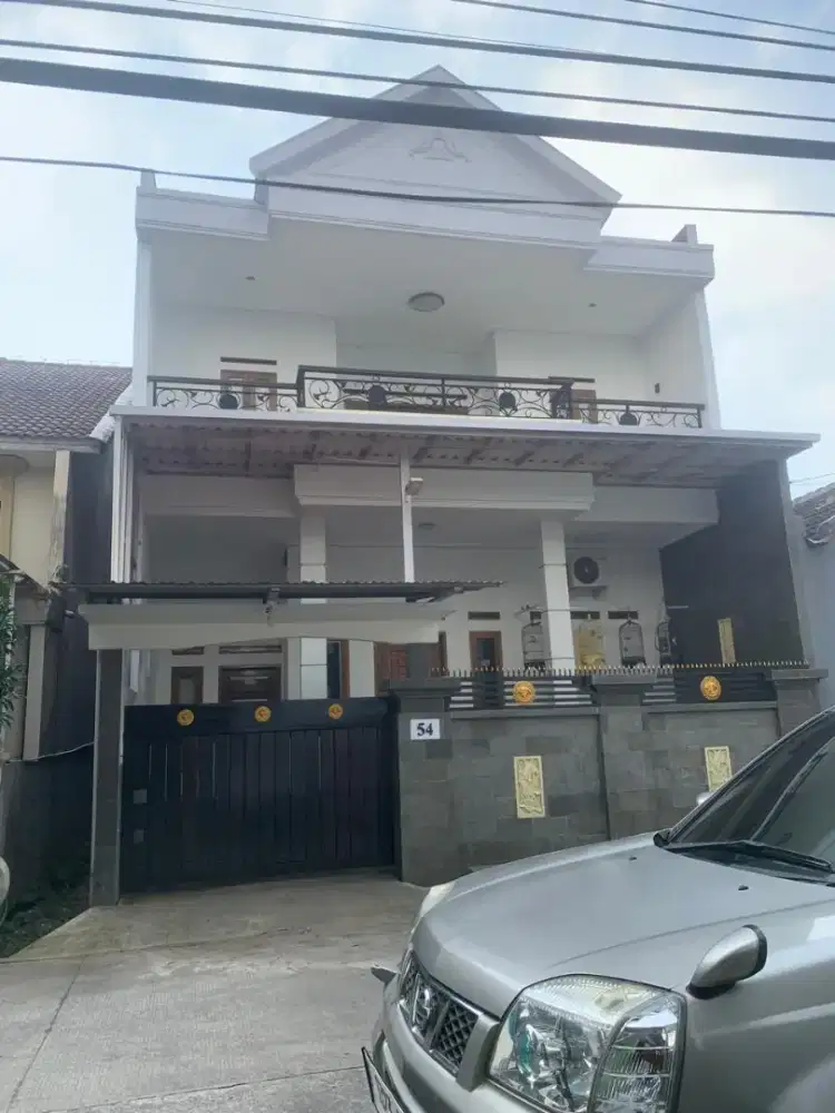 Rumah Lt 2  Komp Bahagia Permai, sangat terawat siap huni NO PR lagi