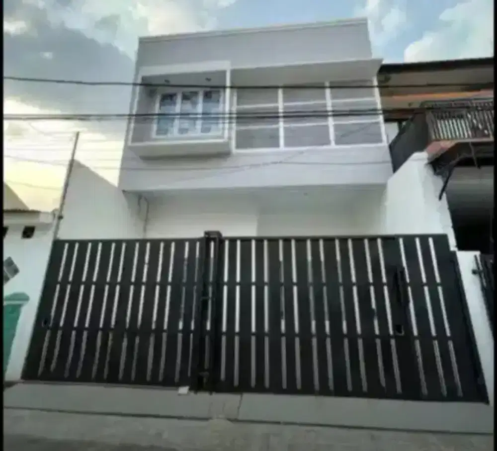 RUMAH CANTIK MINIMALIS MODERN DI HARAPAN BARU 1 - CAKUNG