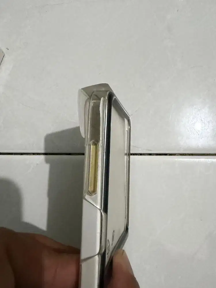 Galaxy Z Flip 6 Flipsuit Case