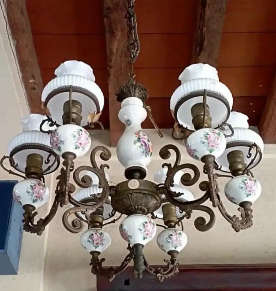 Jual lampu ANTIK EROPA Edisi langka kap 10 cm diameter 60 cm