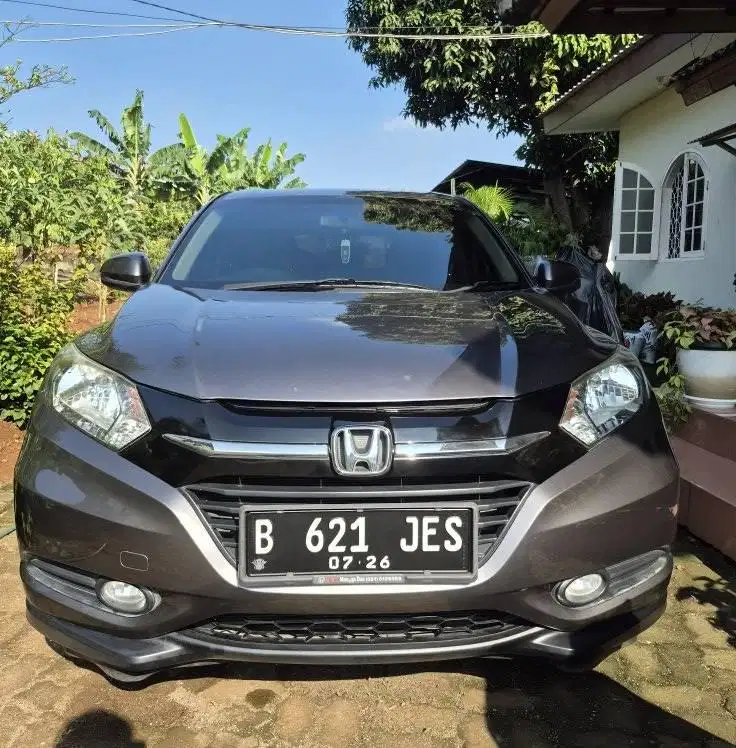 Honda Hrv E cvt 2016 abu abu metalik bln 7 tgn 1