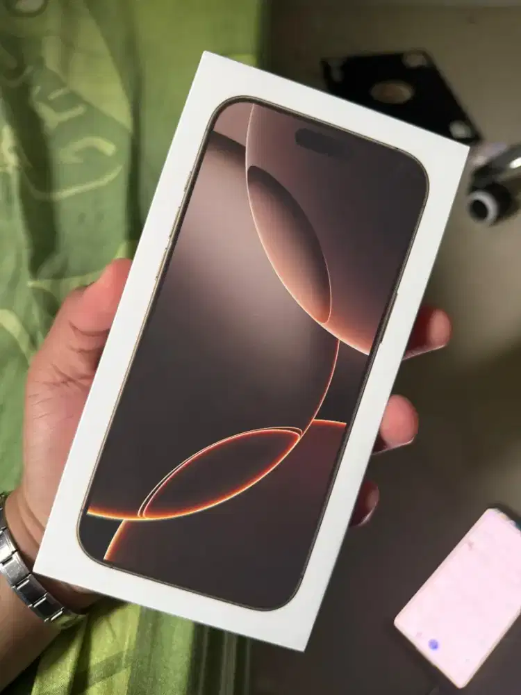 iPhone 16 pro max 256 diseret titanium