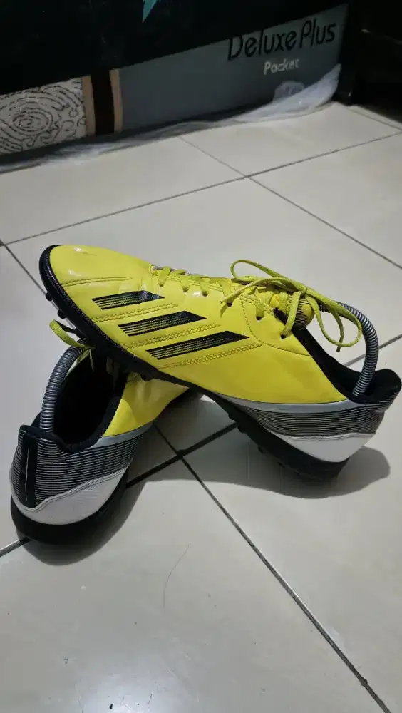 Sepatu Adidas F50 minisocer size 41⅓Ori
