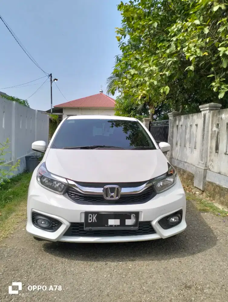 Honda Brio E A/T CVT 2022 Putih