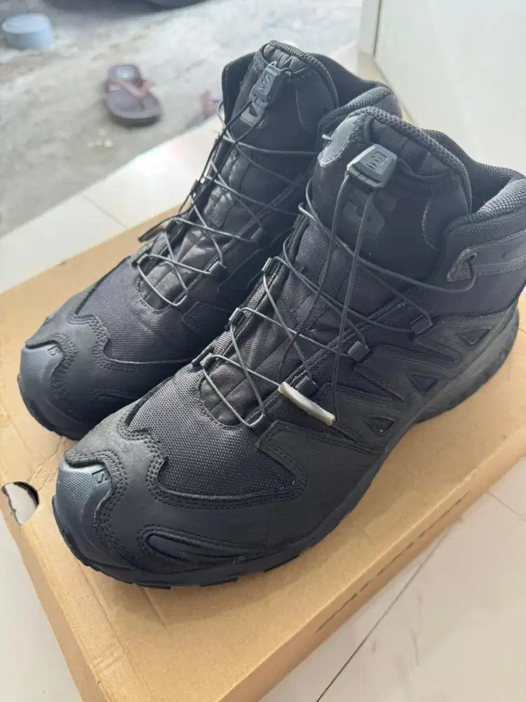 JUAL SEPATU Hiking Salomon XA