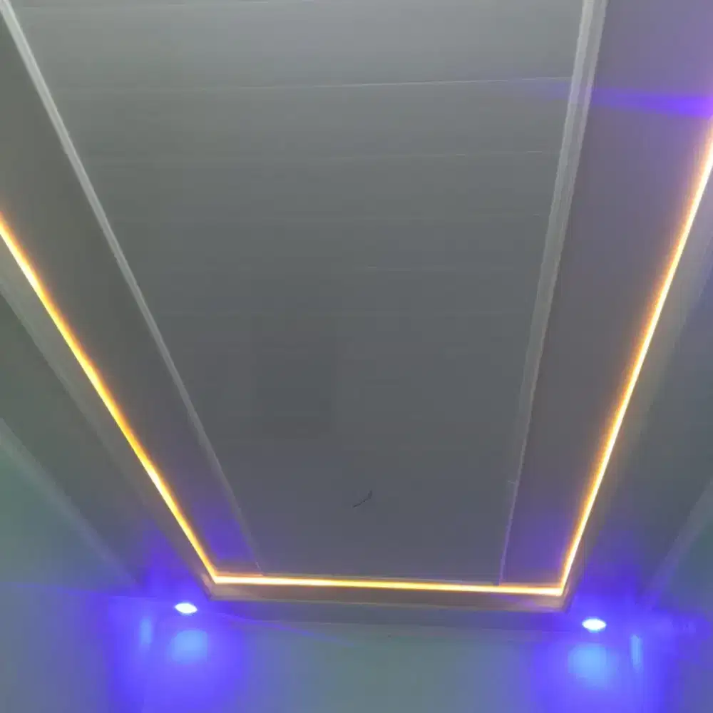 Jual eceran dan terpasang plapon Pvc murah dengan motif terbaru