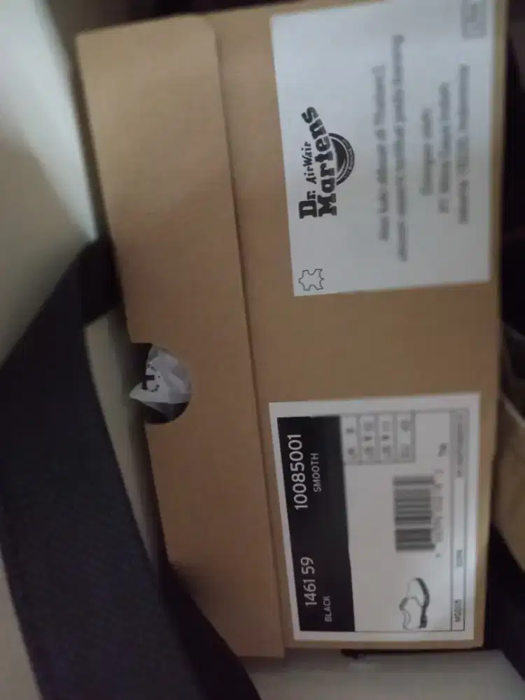 Dr martens 1461 ukuran 43 harga pas