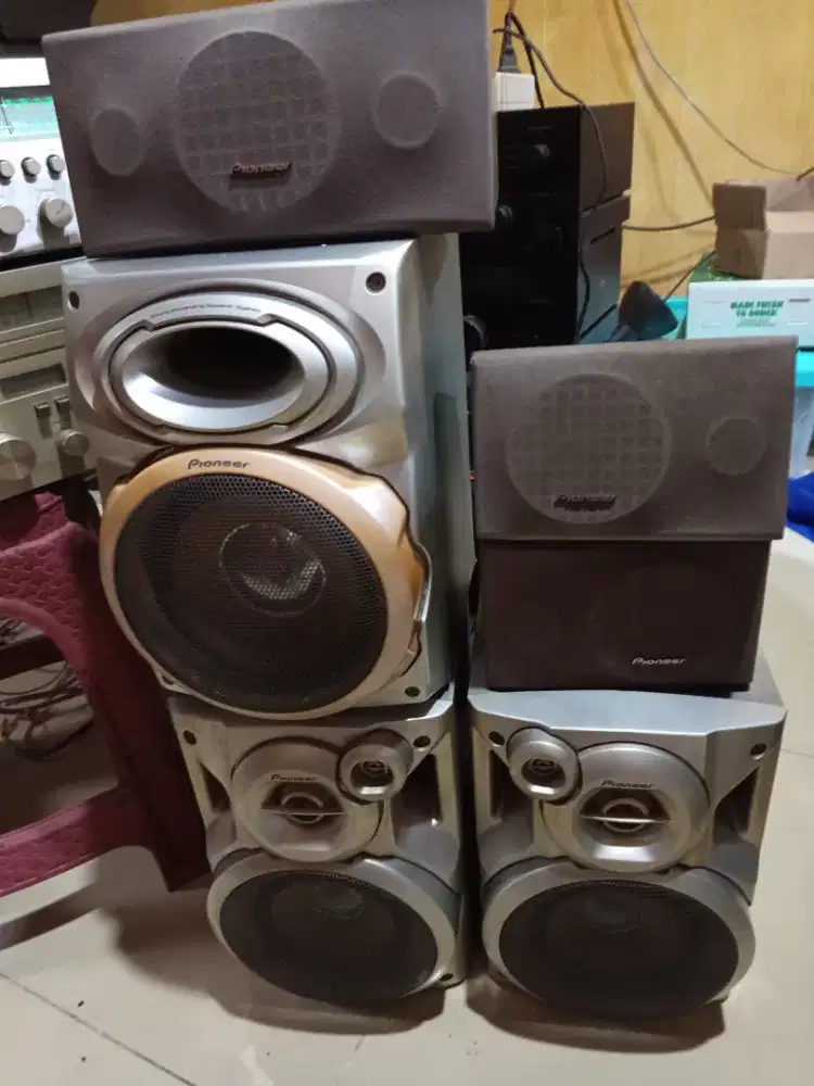 satu set speaker surrond pioneer