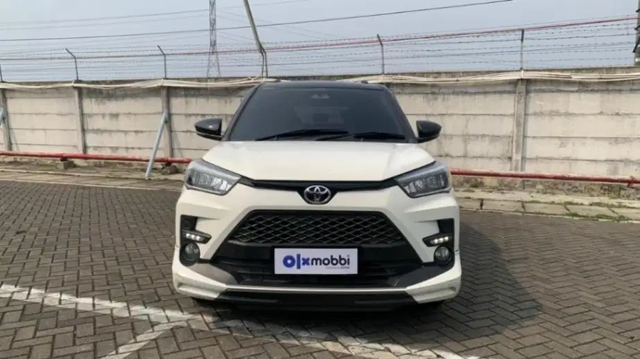 DP MURAH - Toyota Raize 1.0 T GR SPORT TSS Two Tone Bensin-AT 2021