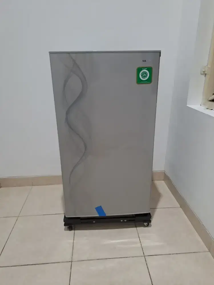 JUAL KULKAS SHARP 1 PINTU (Bekas)