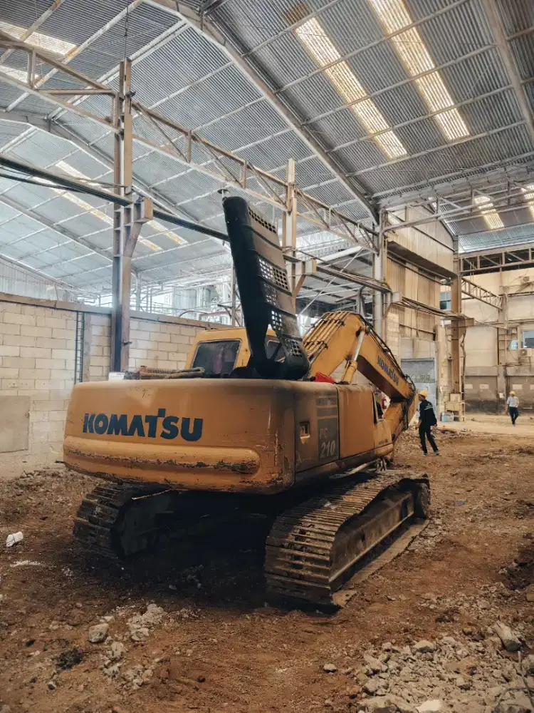 Rental alat berat dan pembersihan lahan