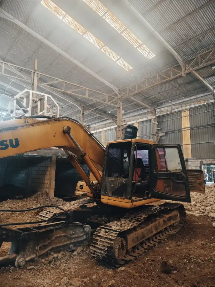 Persewaan alat berat excavator dozer vibro