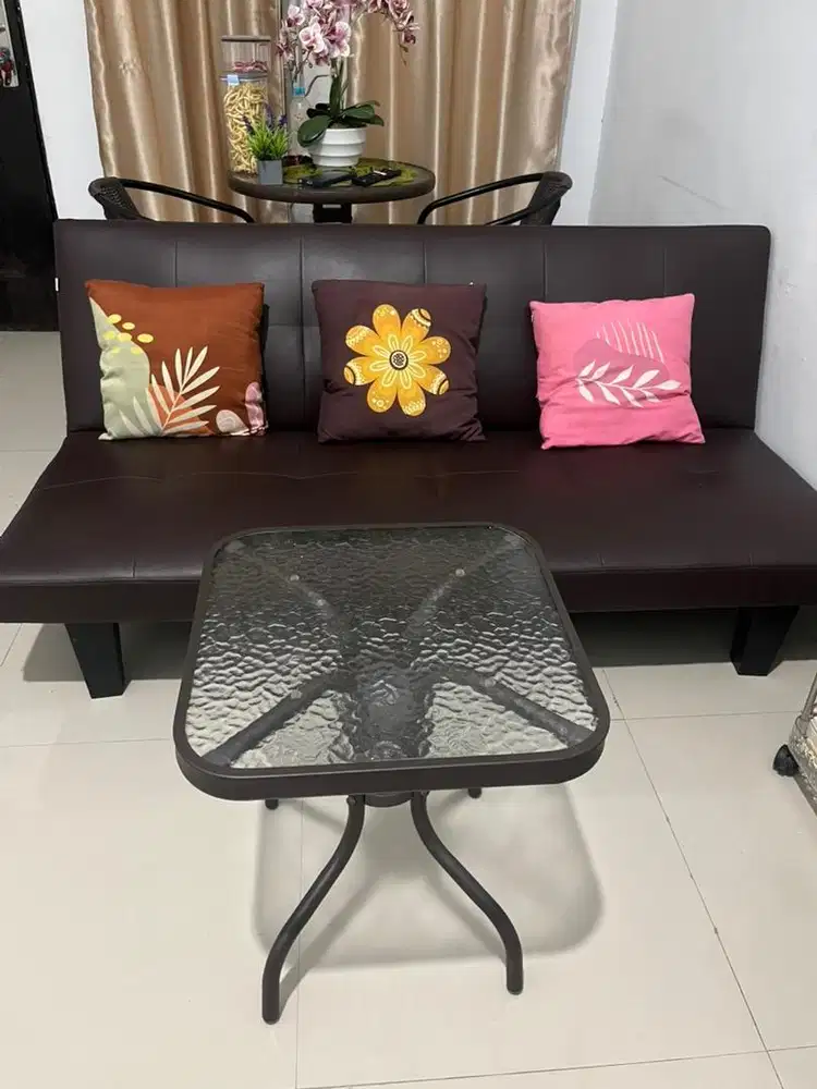 Sofa bed + Meja