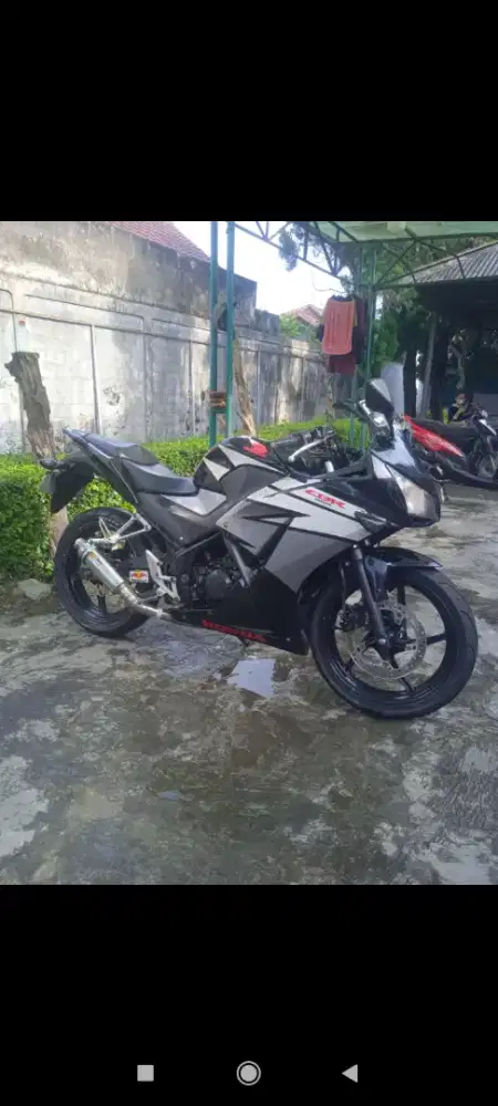 Honda CBR 150 CC th 2015 original ss komplit
