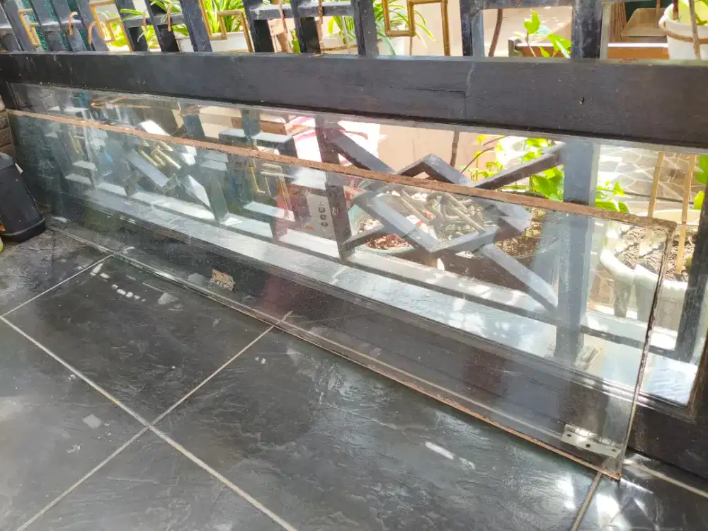 DIJUAL KACA JENDELA