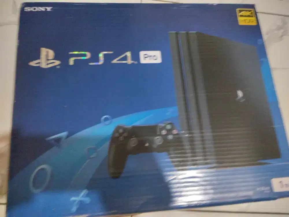 PS4 pro 1 TB Second kondisi 90%