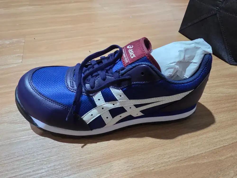 Sepatu safety ( Safety shoes ) ASICS Winjob CP201