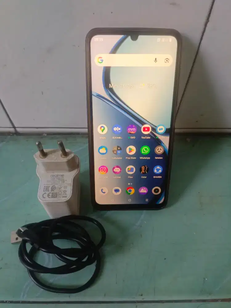 Handphone realme note 50 ram 4/64 masih bagus
