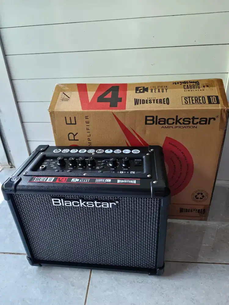 Ampli guitar elektrik / acoustic Blackstar V4 10